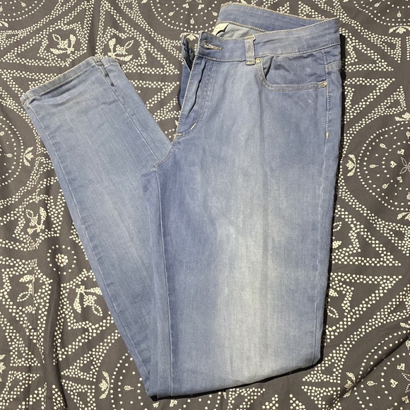 WITCHERY Ladies Size 12 Jeans In Great Cond! - Picture 6 of 8